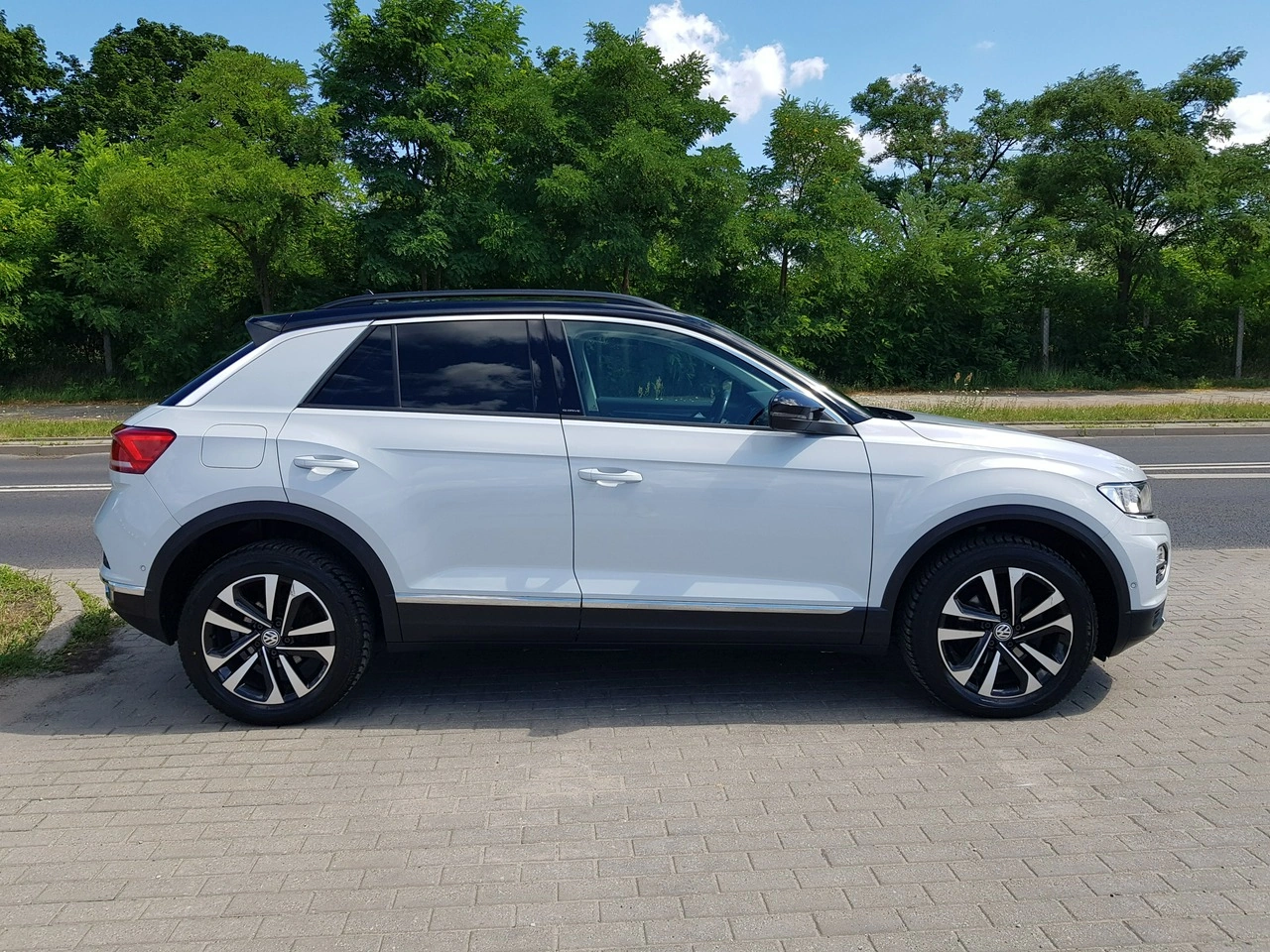 Volkswagen T-Roc - Zdjęcie 3