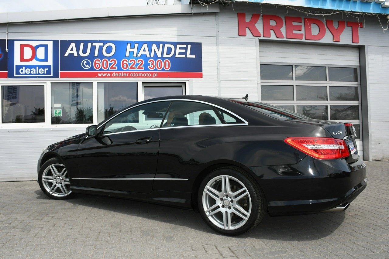 Mercedes E 220 - Zdjęcie 11