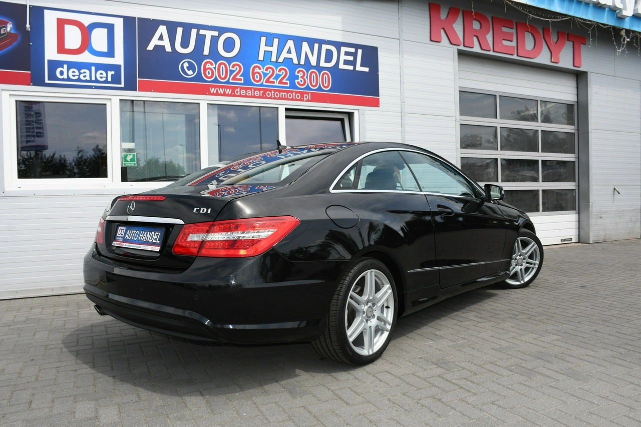 Mercedes E 220 - Zdjęcie 16