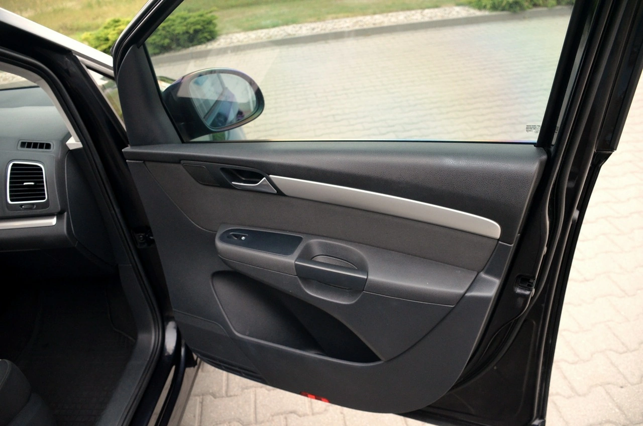 Volkswagen Sharan - Zdjęcie 20
