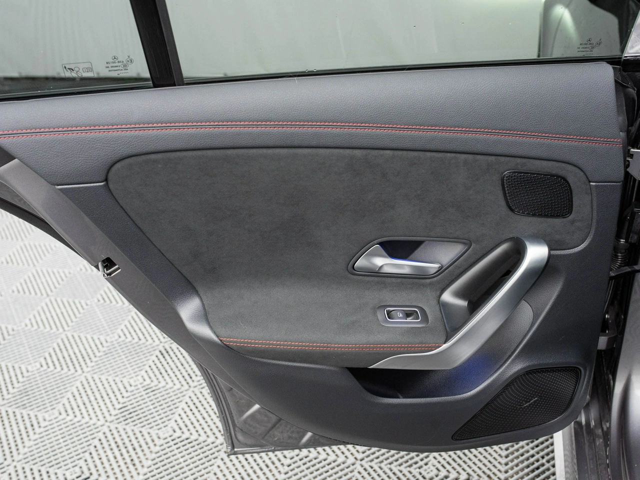 Mercedes CLA 200 - Zdjęcie 22