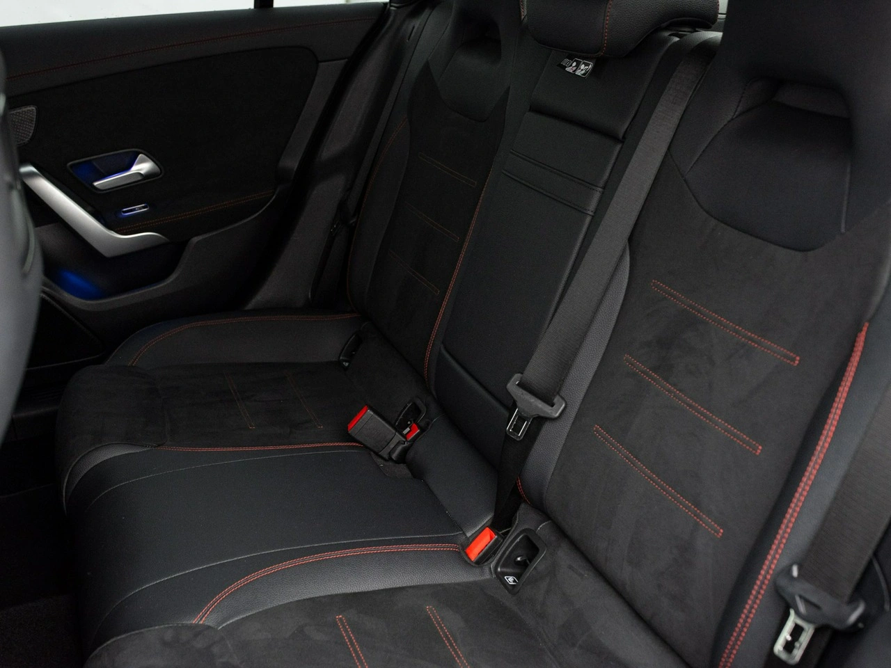 Mercedes CLA 200 - Zdjęcie 24
