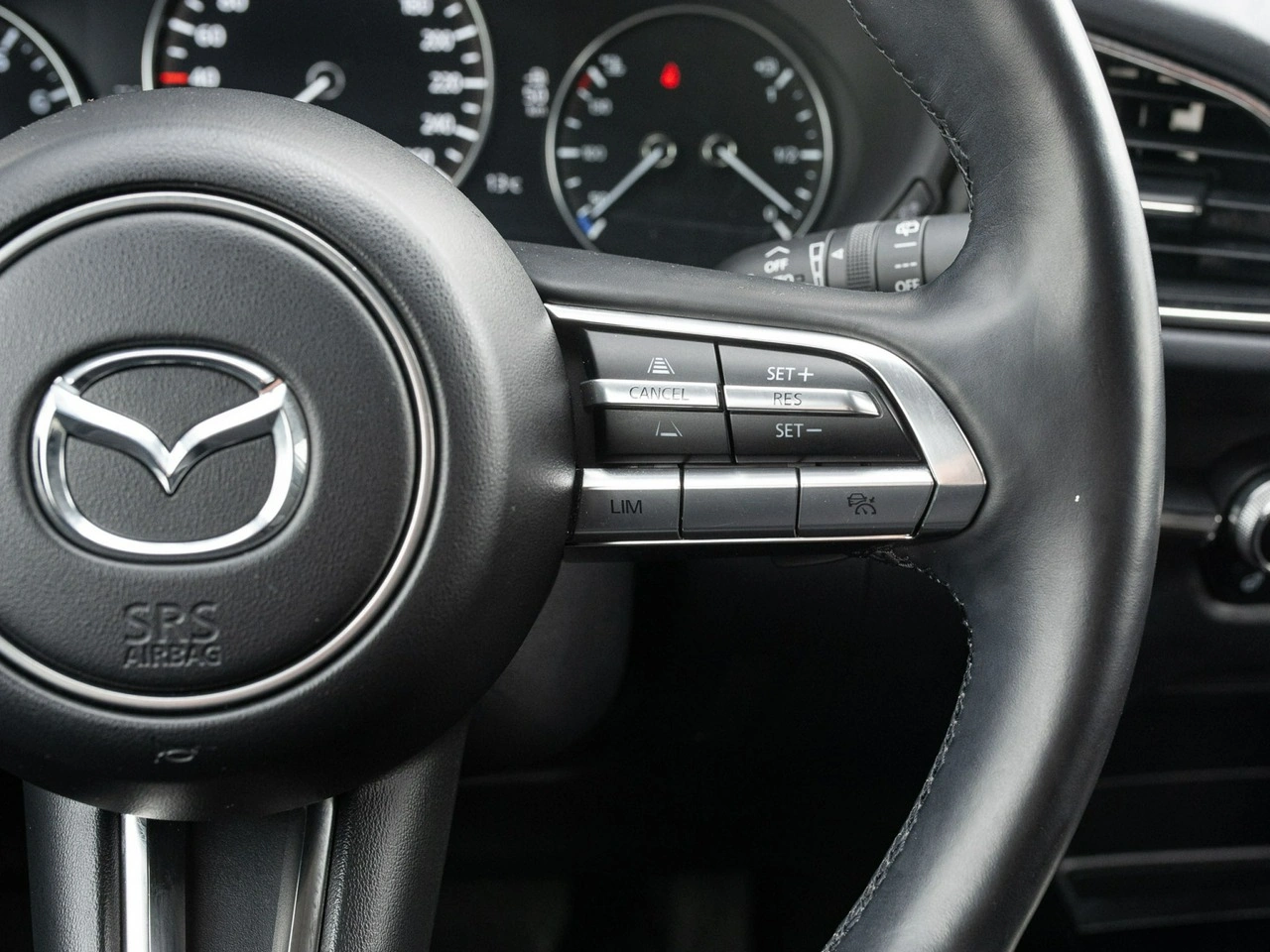 Mazda CX-30 - Zdjęcie 14