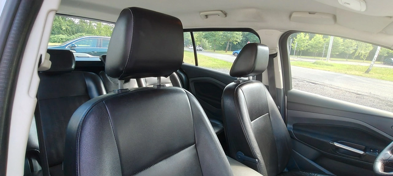 Ford C-MAX - Zdjęcie 12