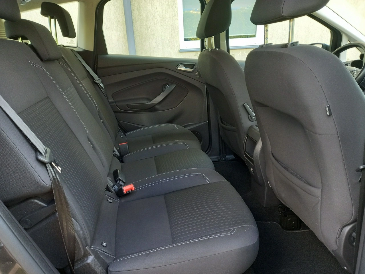 Ford C-MAX - Zdjęcie 18