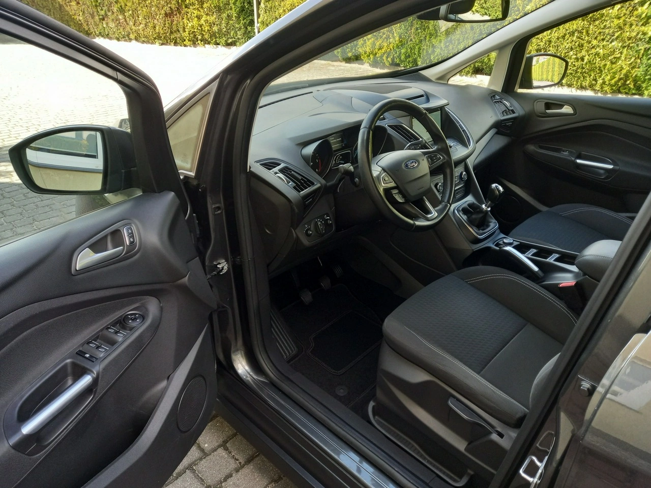 Ford C-MAX - Zdjęcie 24