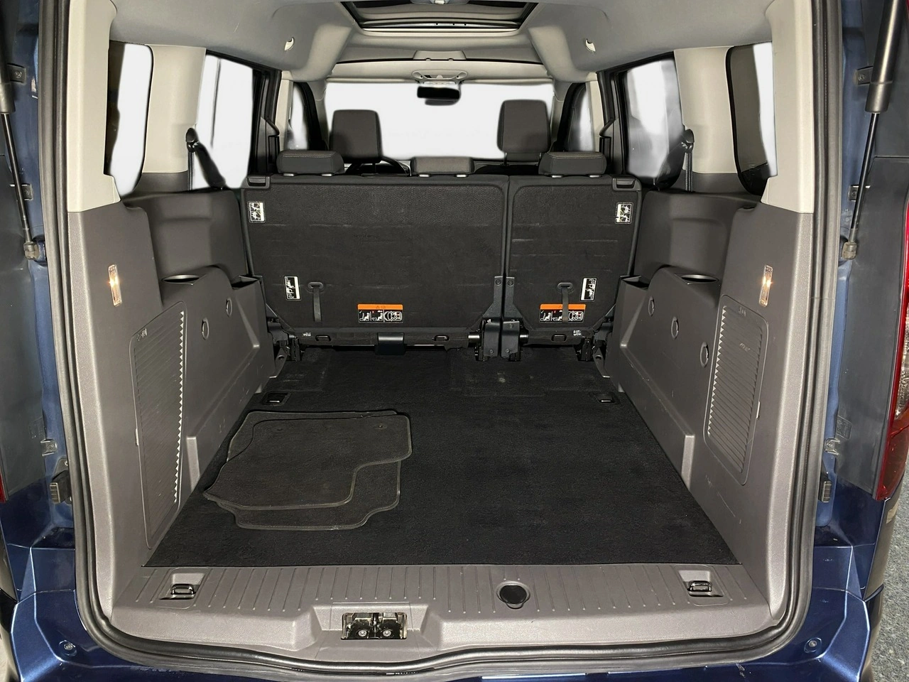 Ford Grand Tourneo Connect - Zdjęcie 16