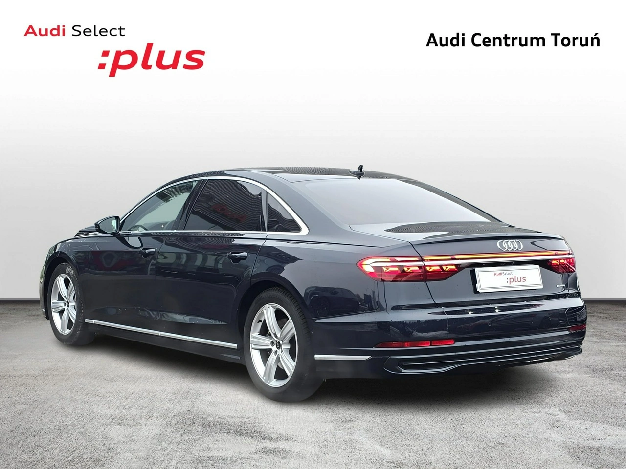 Audi A8 - Zdjęcie 2