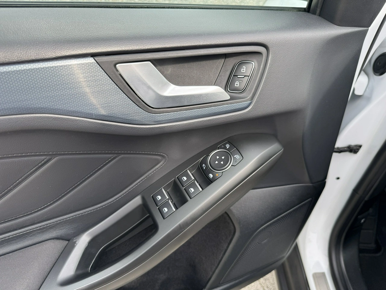 Ford Focus - Zdjęcie 26
