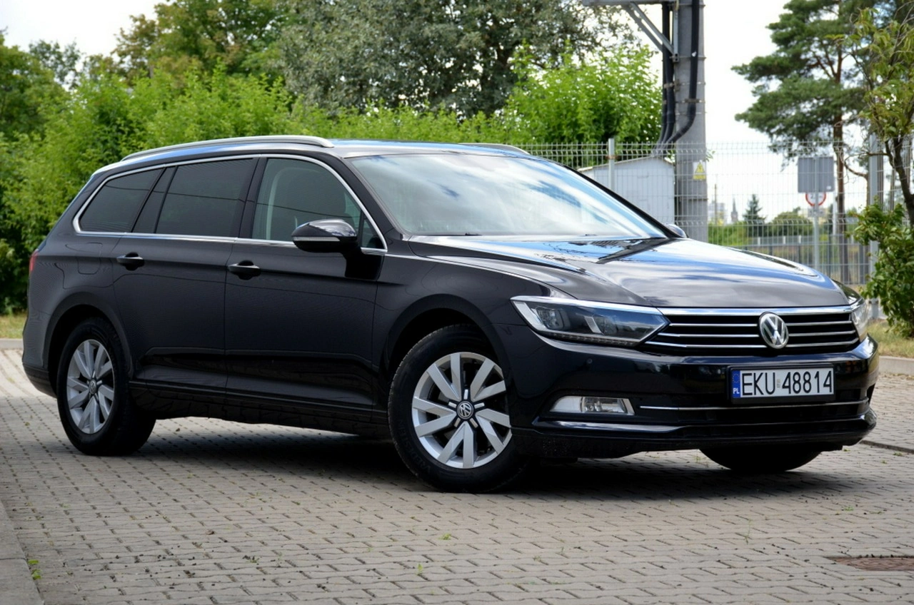 Volkswagen Passat - Zdjęcie 15