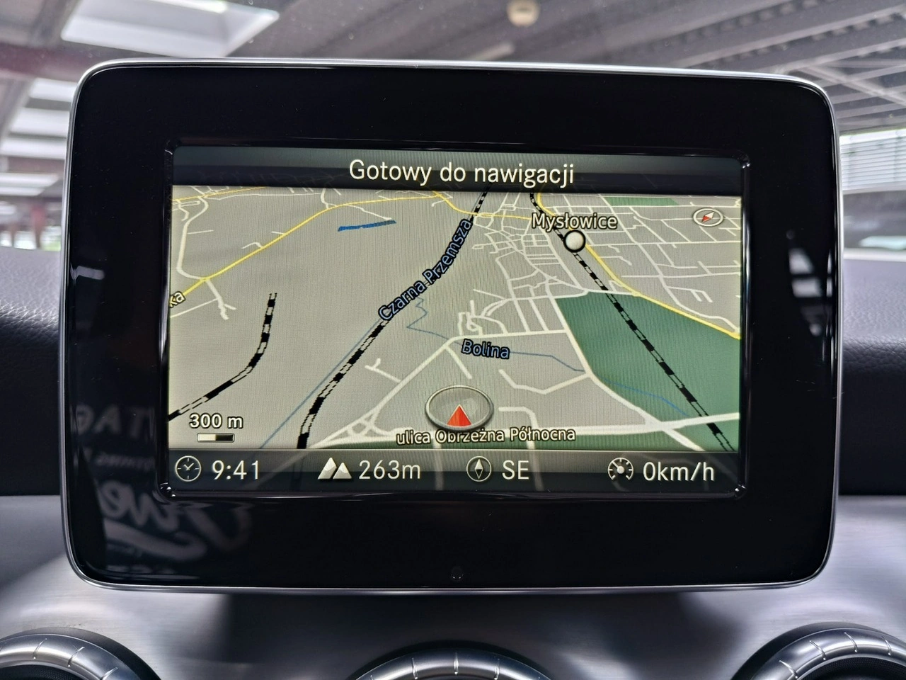 Mercedes CLA 180 - Zdjęcie 24