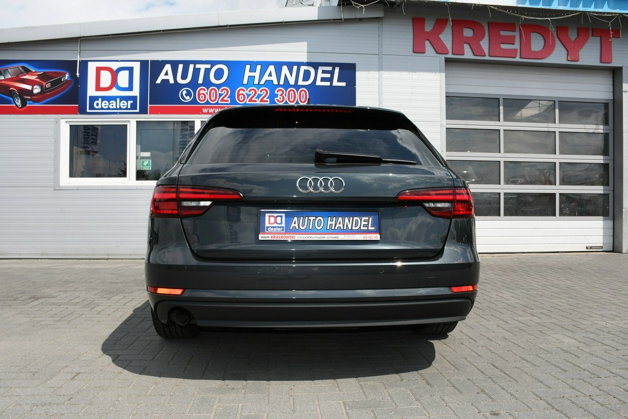 Audi A4 - Zdjęcie 11
