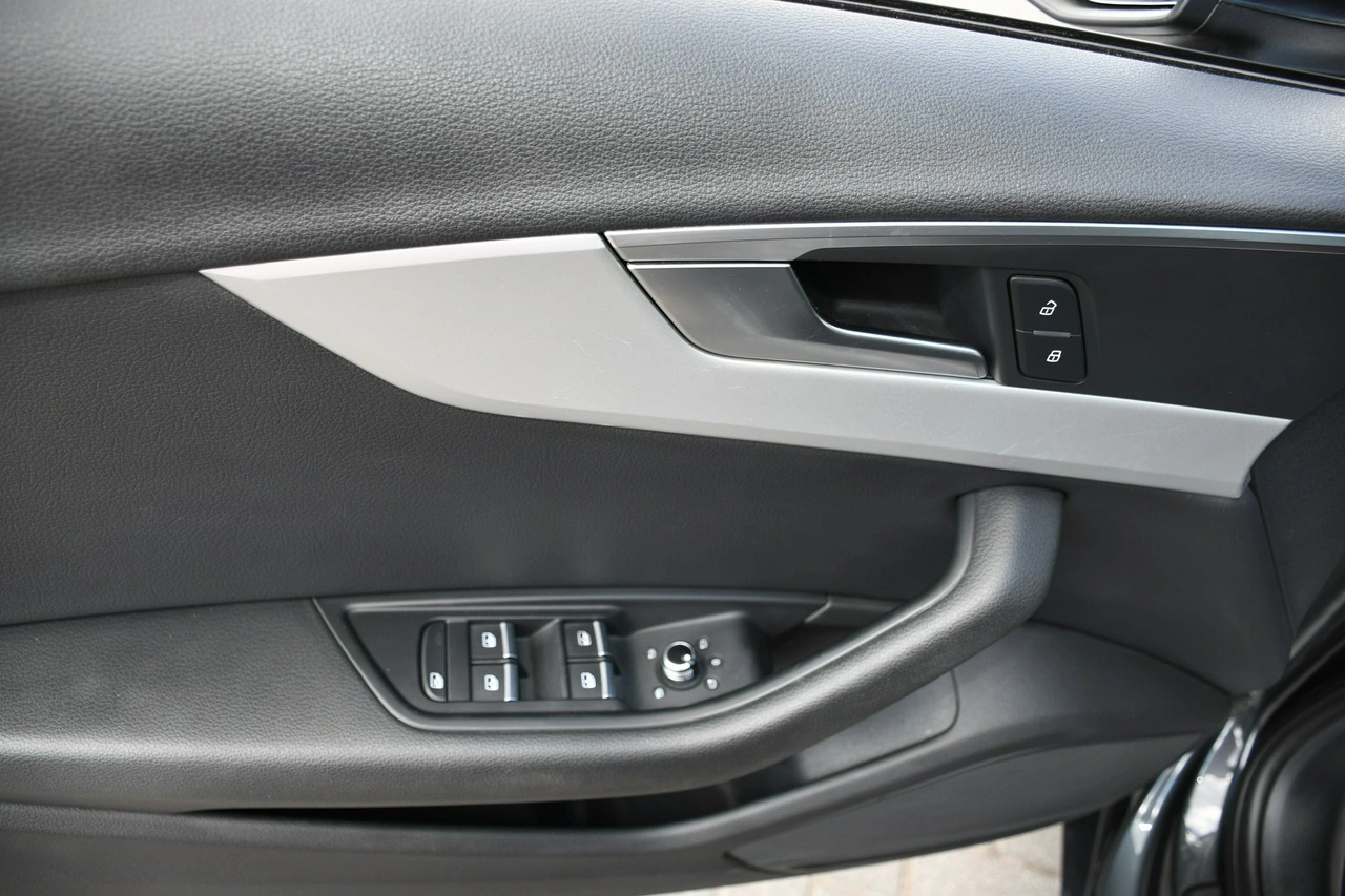Audi A4 - Zdjęcie 34