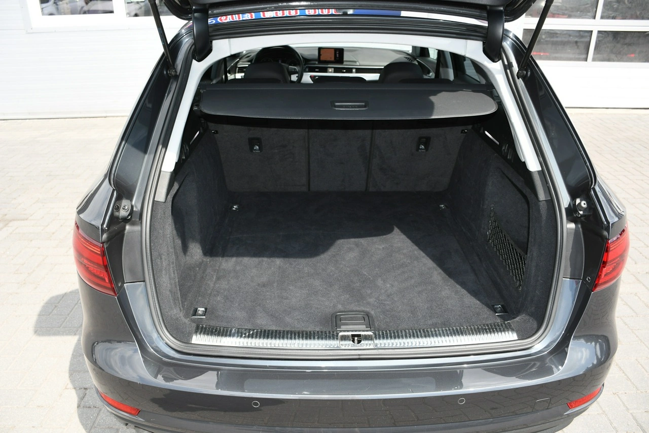 Audi A4 - Zdjęcie 36
