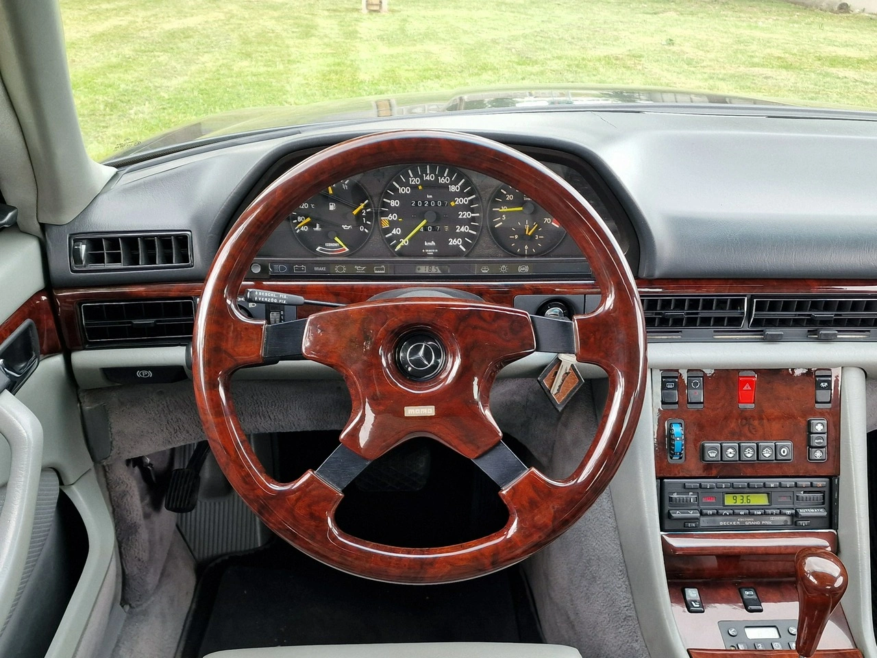 Mercedes W126 - Zdjęcie 41