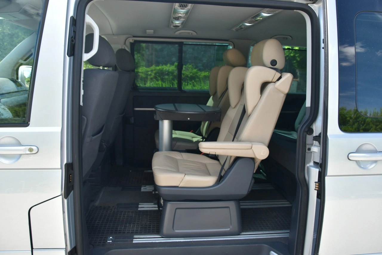 Volkswagen Multivan - Zdjęcie 14