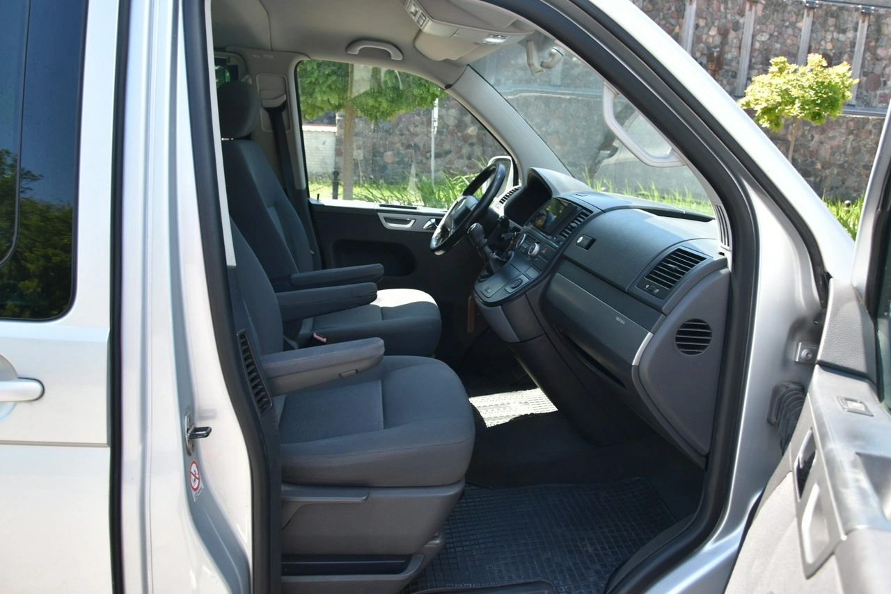 Volkswagen Multivan - Zdjęcie 8