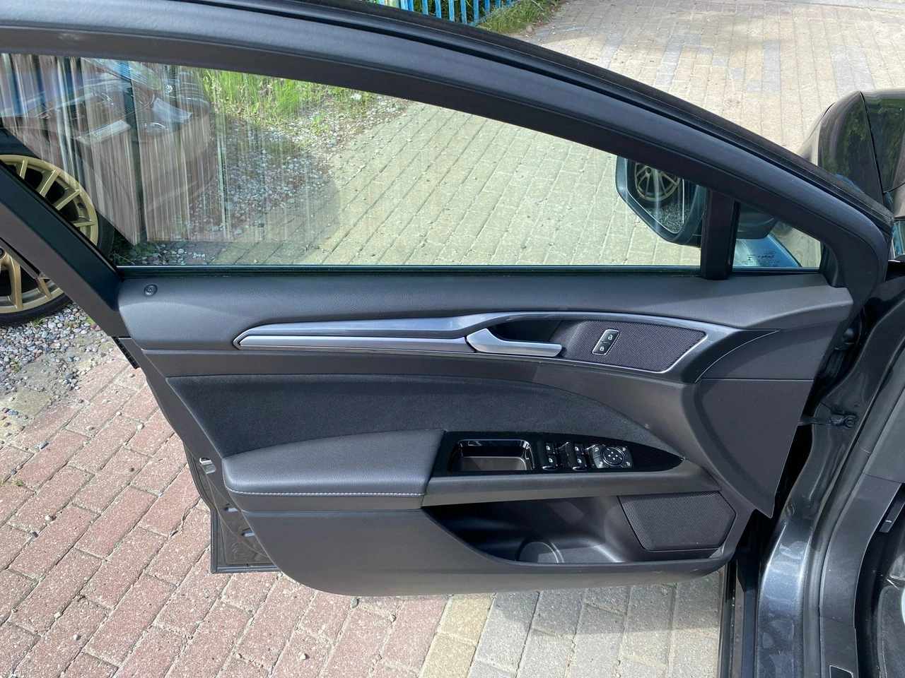 Ford Mondeo - Zdjęcie 14