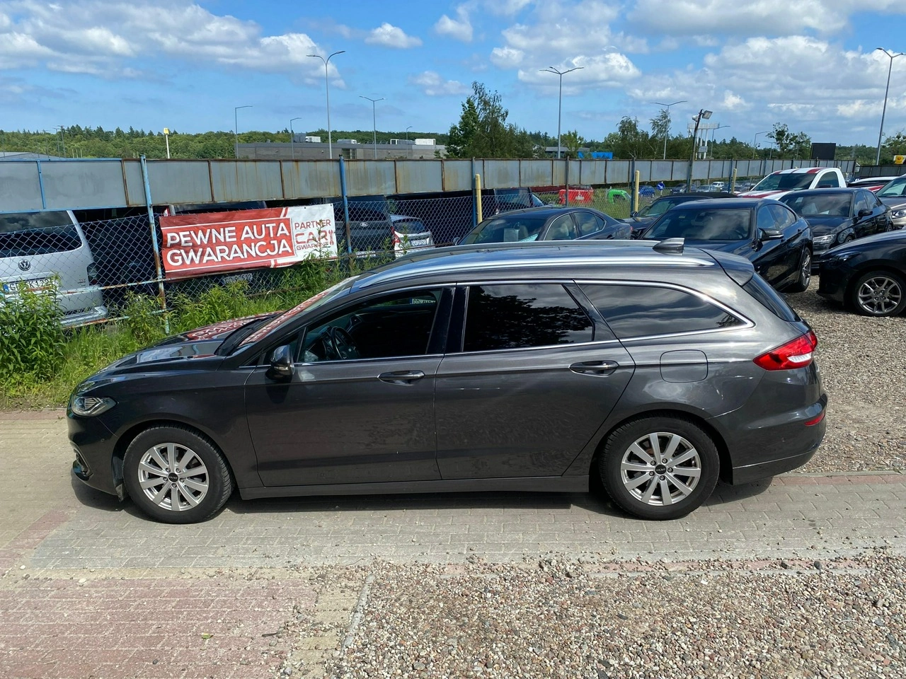Ford Mondeo - Zdjęcie 32