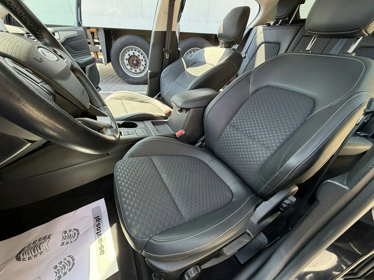 Ford Focus - Zdjęcie 21