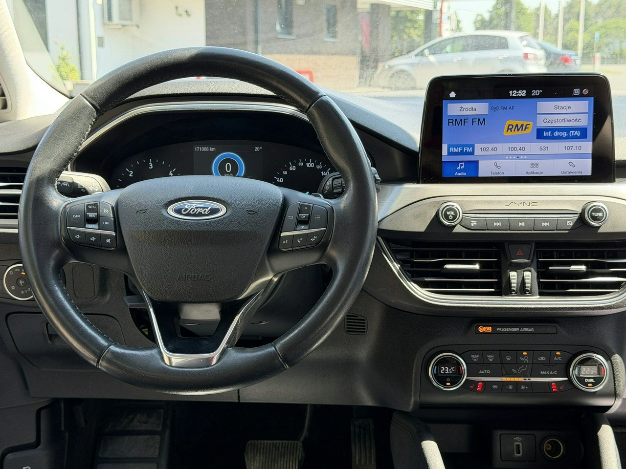 Ford Focus - Zdjęcie 45