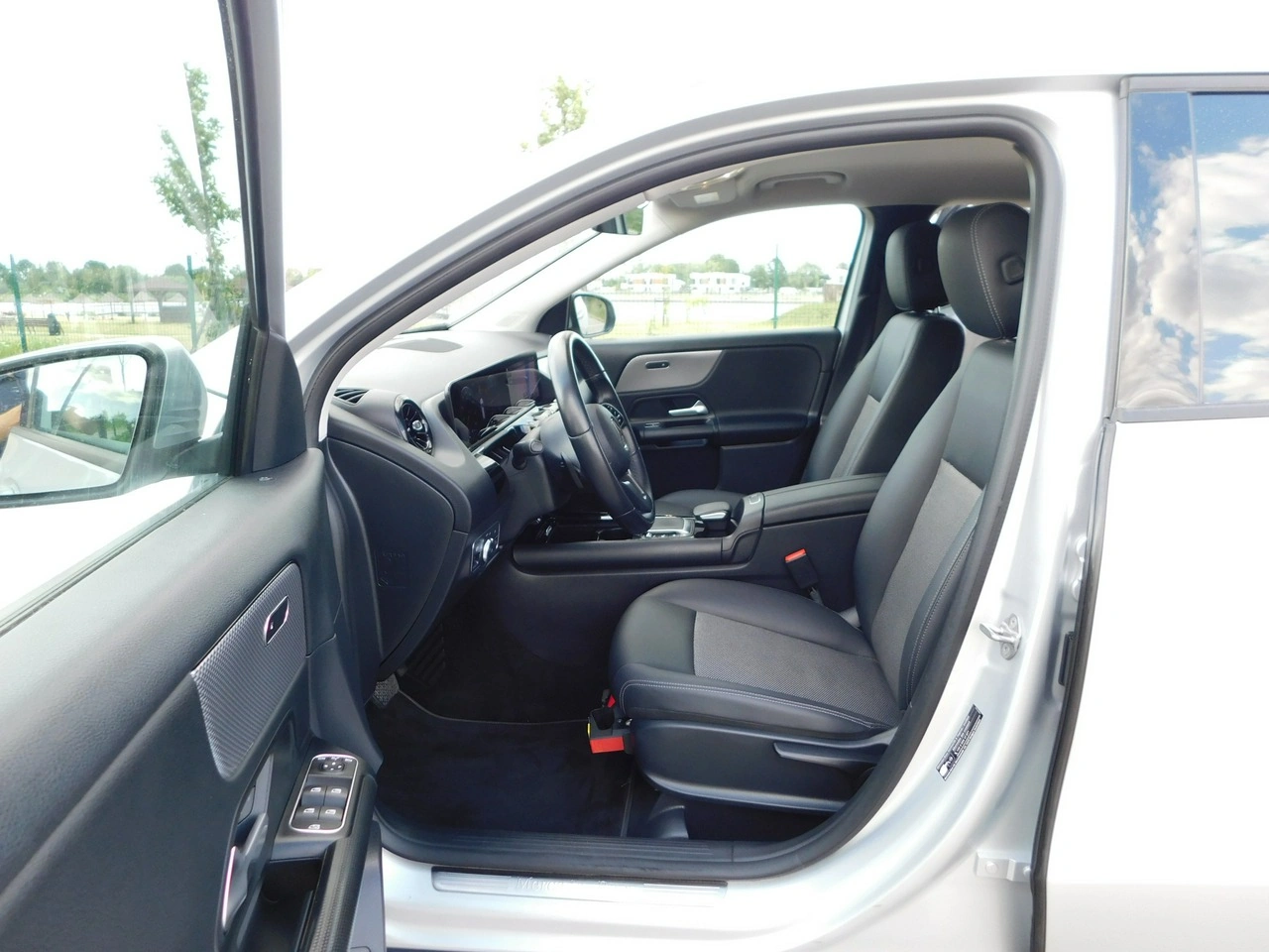Mercedes GLA 200 - Zdjęcie 13