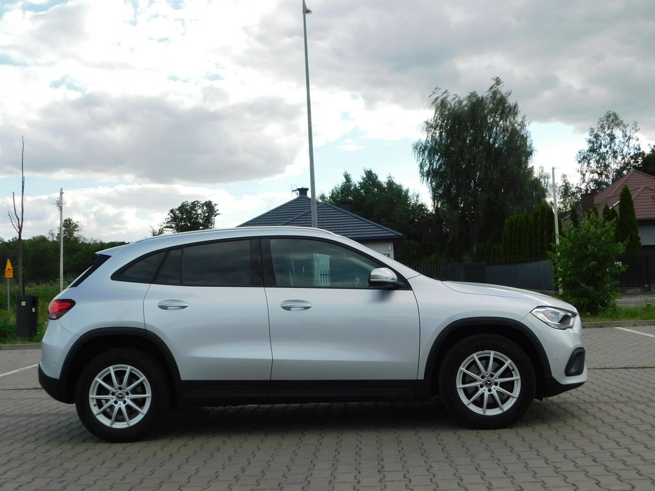 Mercedes GLA 200 - Zdjęcie 3