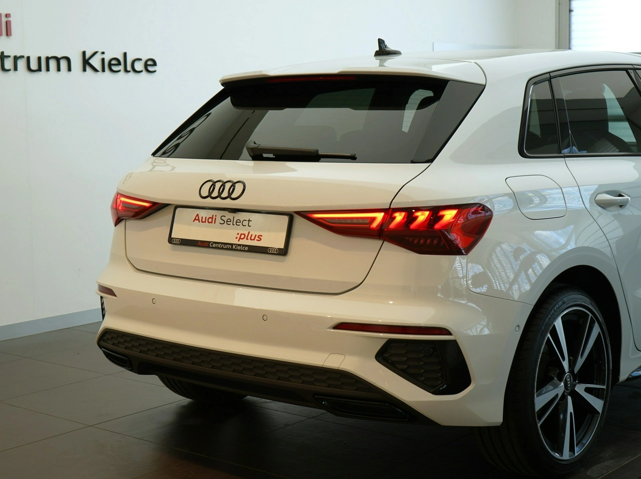 Audi A3 - Zdjęcie 11