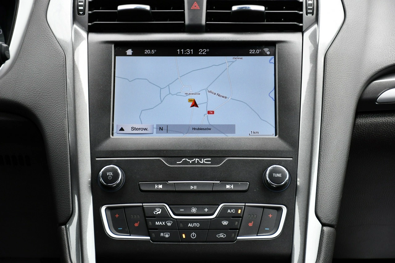 Ford Mondeo - Zdjęcie 23