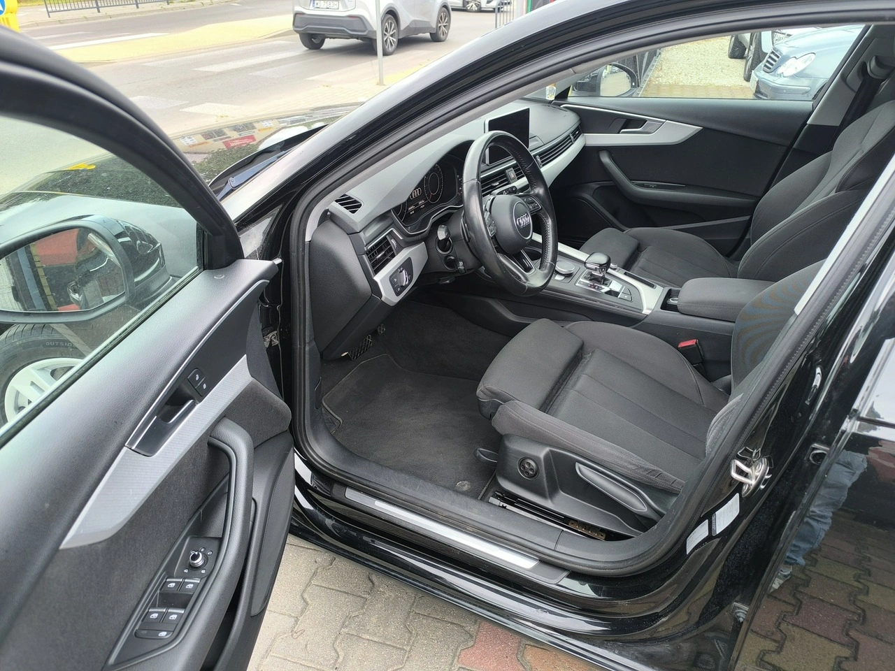 Audi A4 - Zdjęcie 12