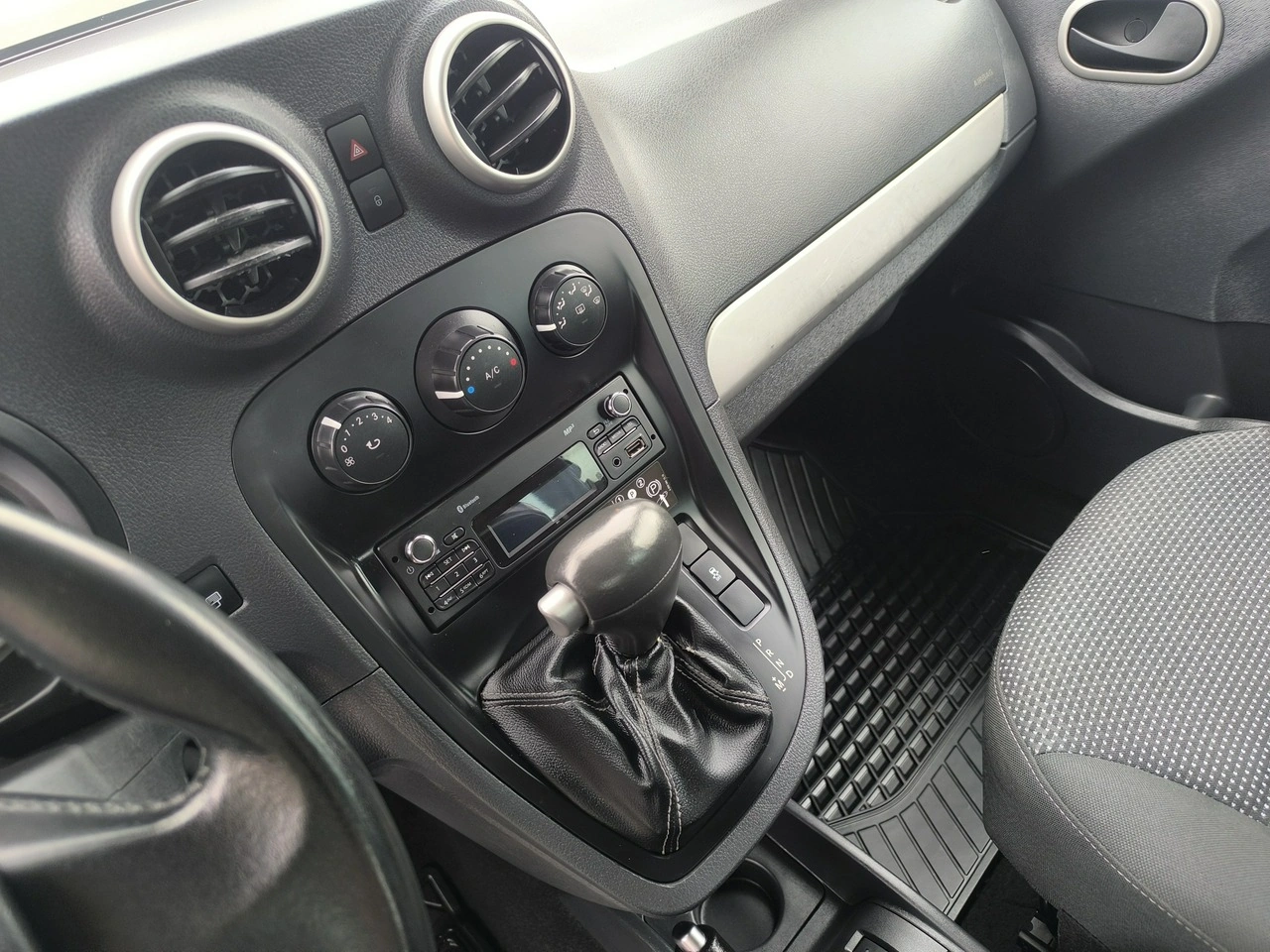 Mercedes Citan Tourer - Zdjęcie 14