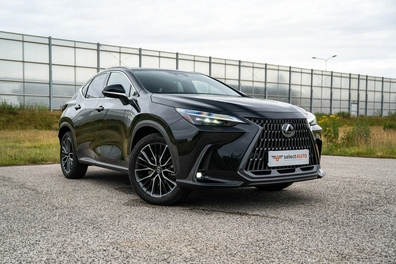 Lexus NX - Zdjęcie 2