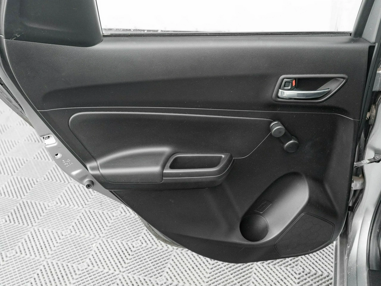 Suzuki Swift - Zdjęcie 16