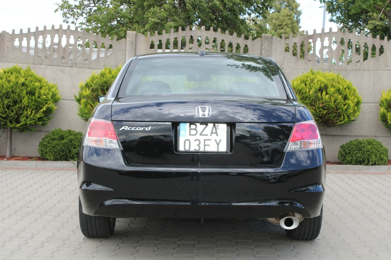 Honda Accord - Zdjęcie 7