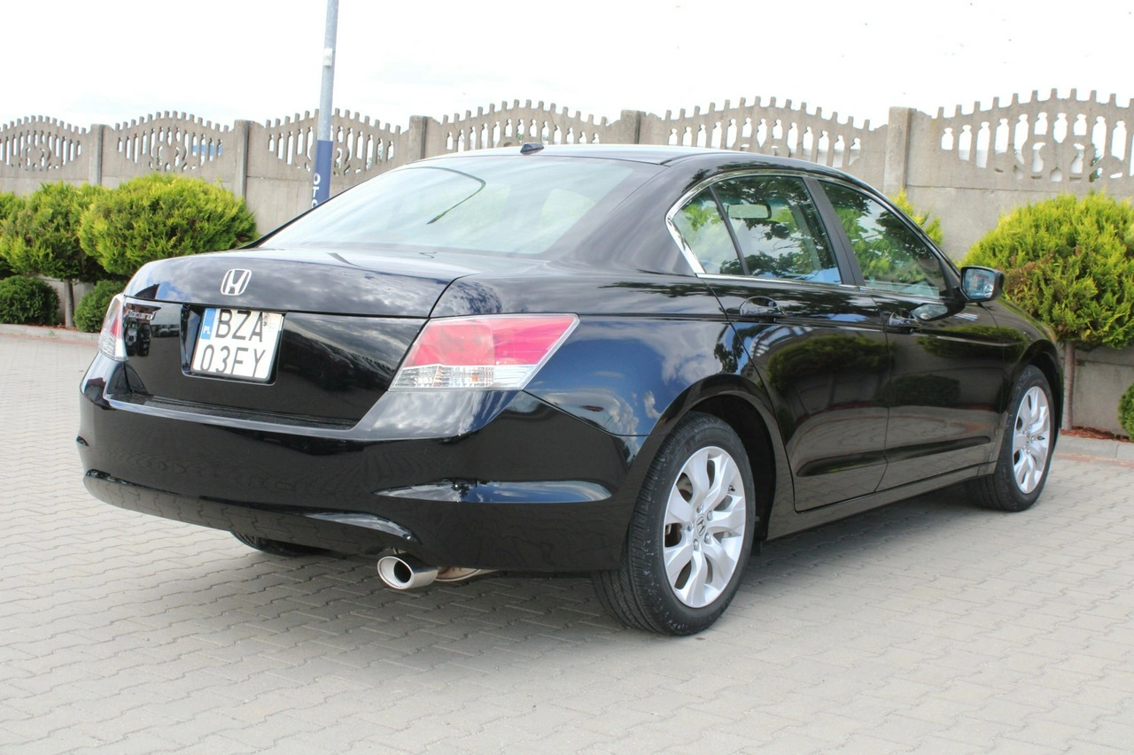Honda Accord - Zdjęcie 6