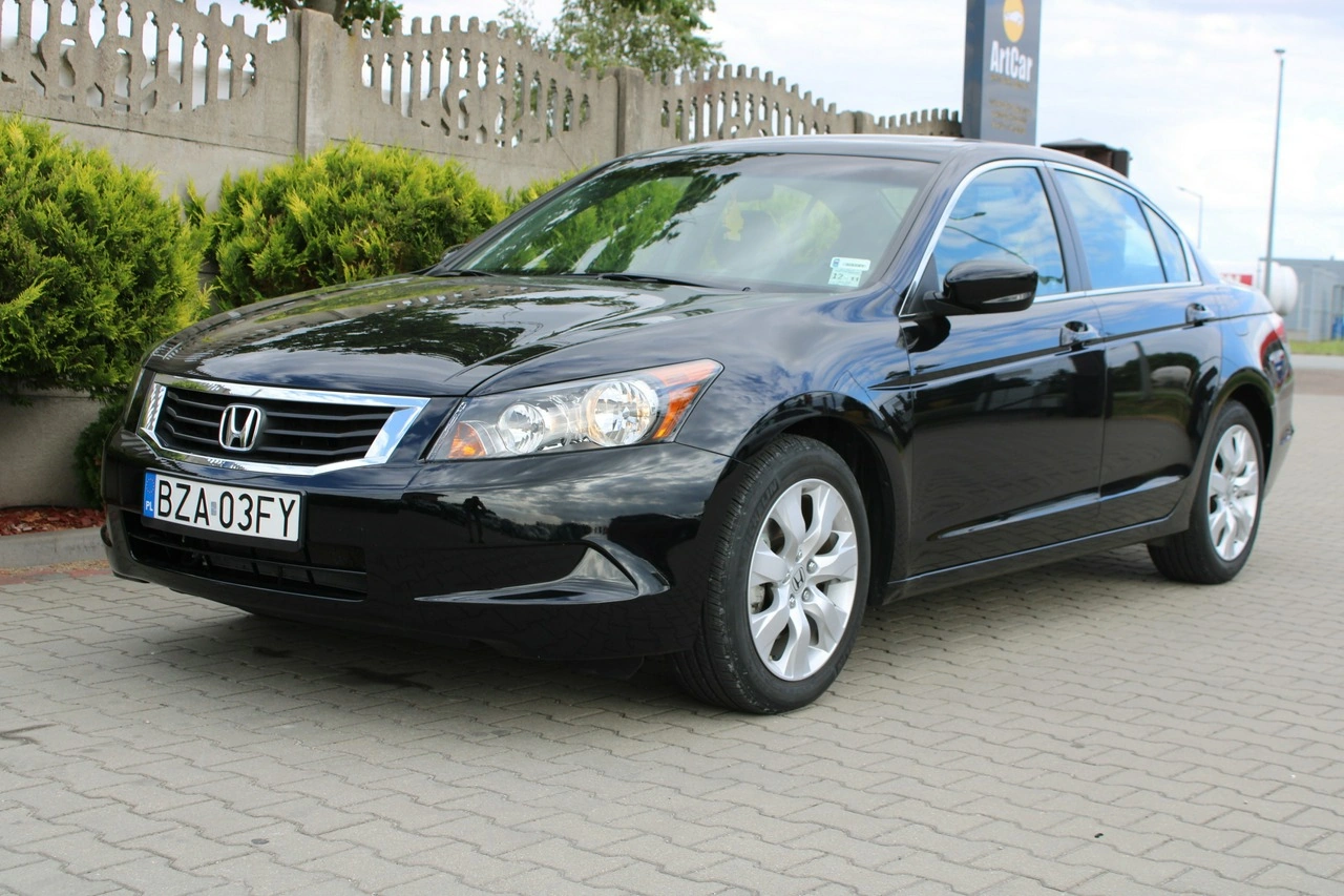 Honda Accord - Zdjęcie 11