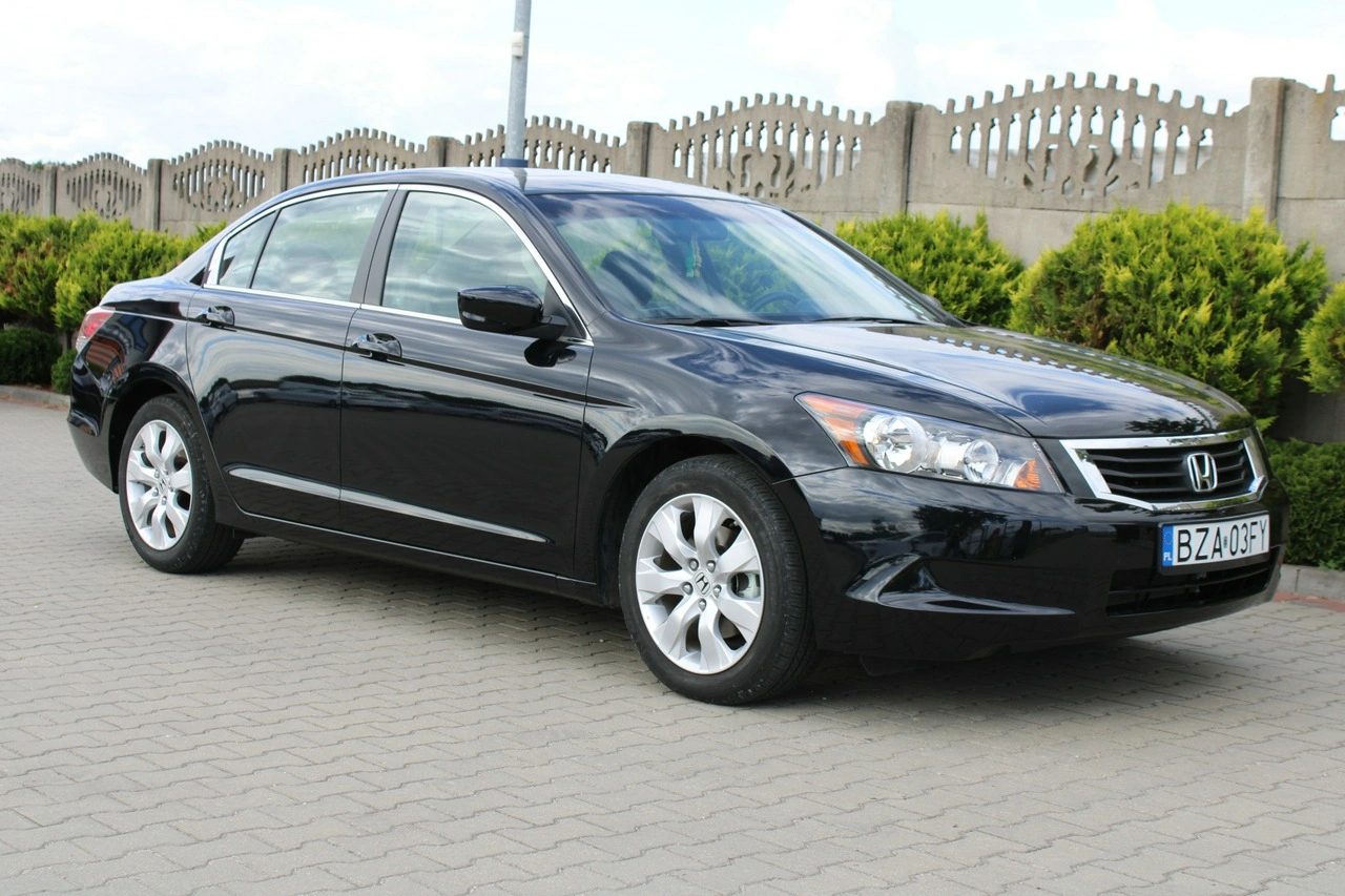 Honda Accord - Zdjęcie 12