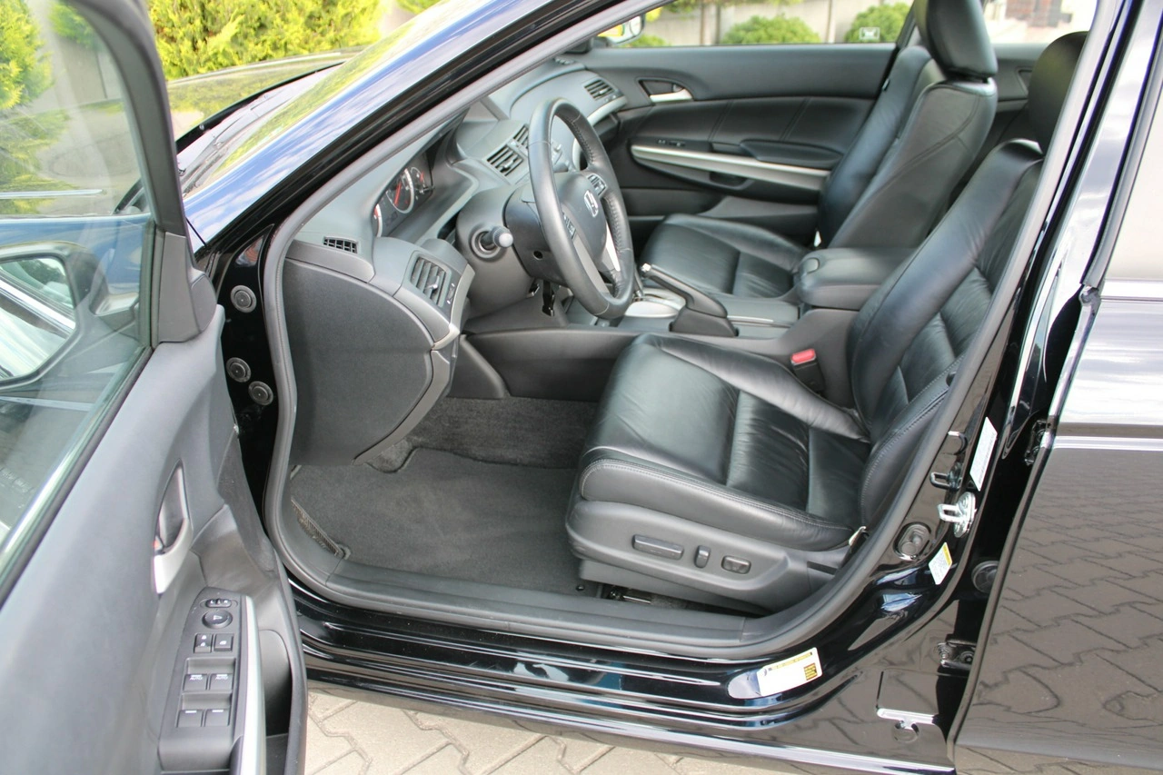 Honda Accord - Zdjęcie 20