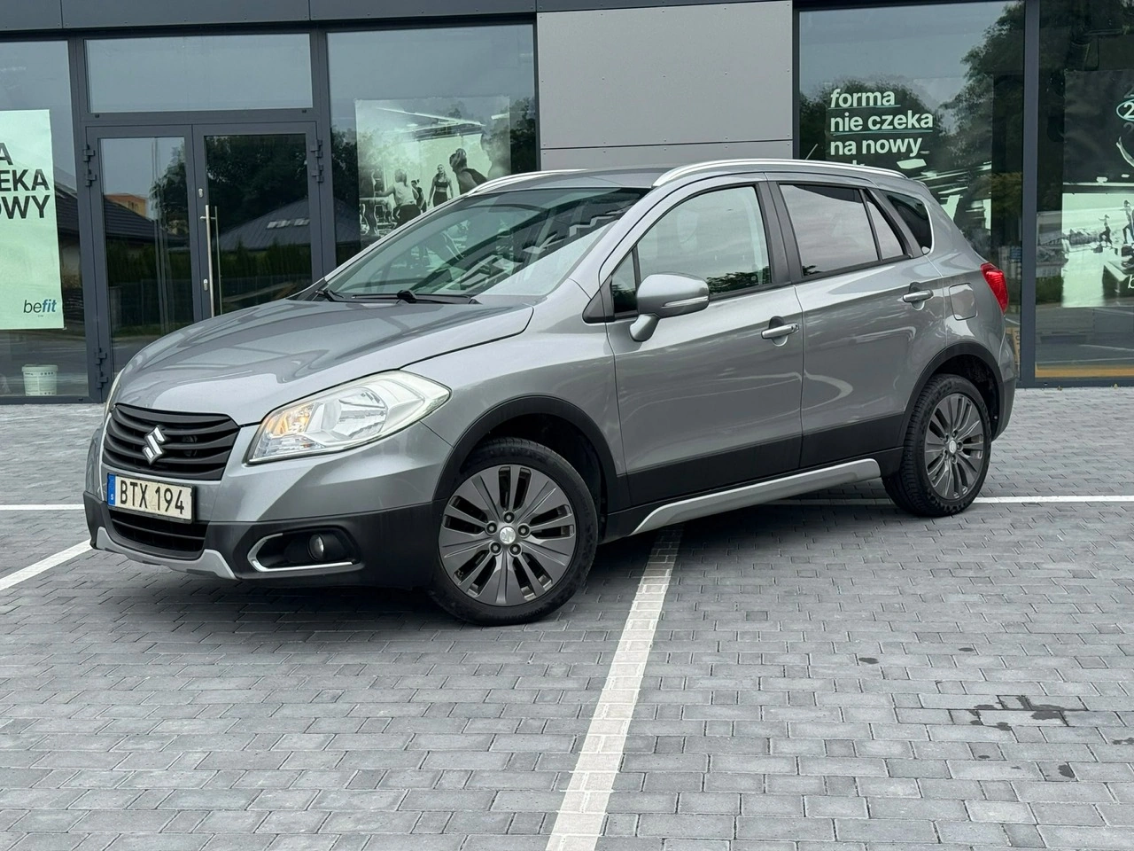 Suzuki SX4 S-Cross - Zdjęcie 9