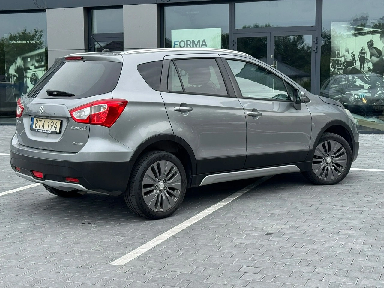 Suzuki SX4 S-Cross - Zdjęcie 14