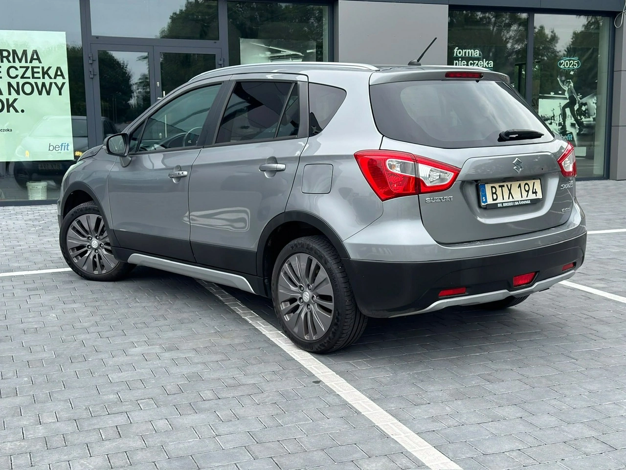Suzuki SX4 S-Cross - Zdjęcie 15