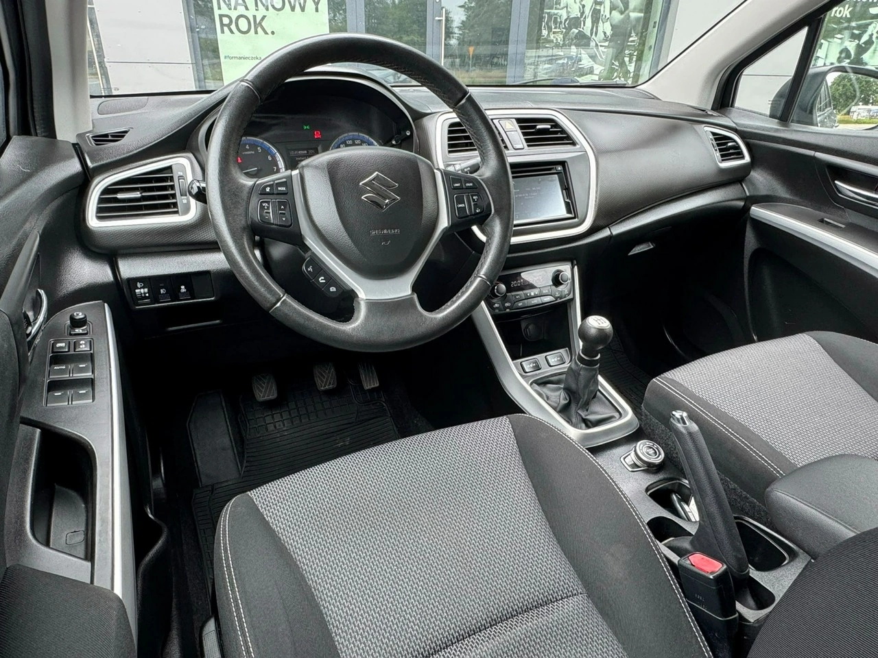 Suzuki SX4 S-Cross - Zdjęcie 21