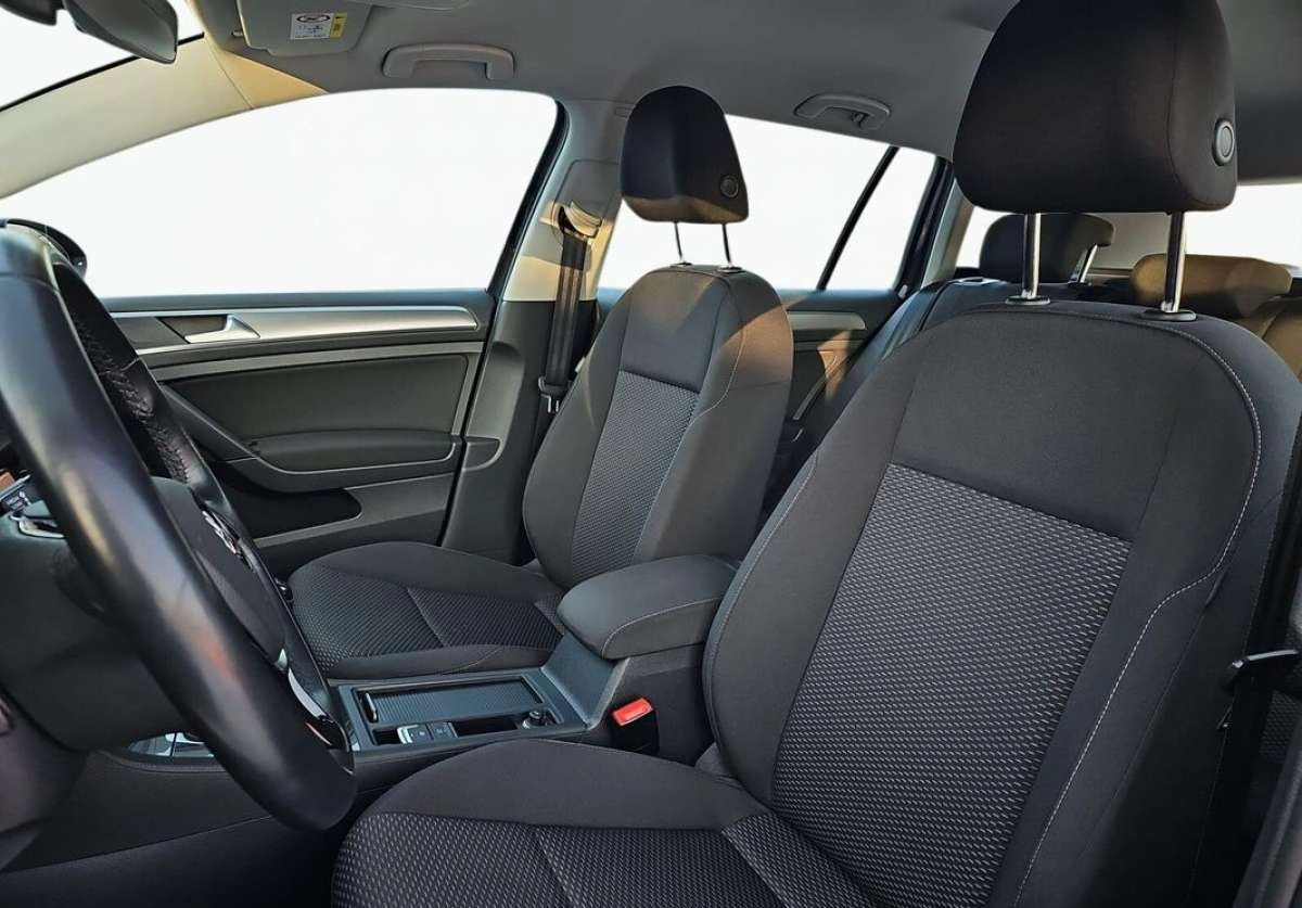 Volkswagen Golf - Zdjęcie 12