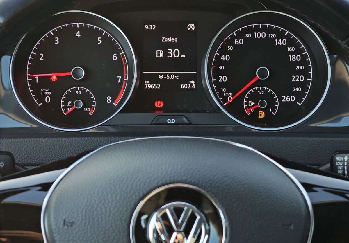 Volkswagen Golf - Zdjęcie 17