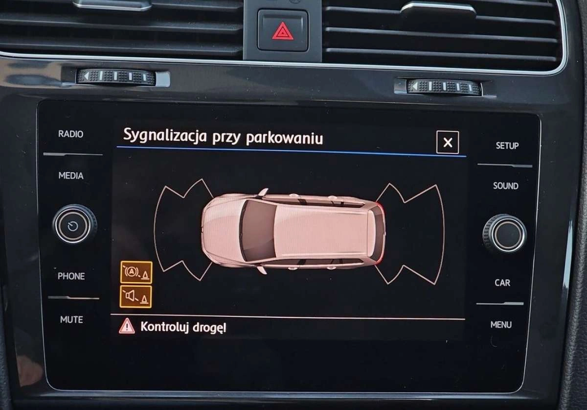 Volkswagen Golf - Zdjęcie 19