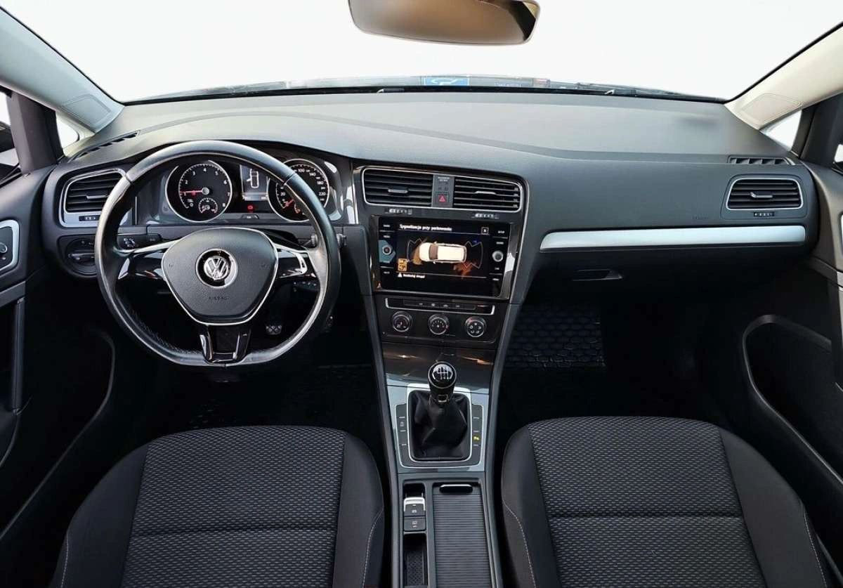 Volkswagen Golf - Zdjęcie 27