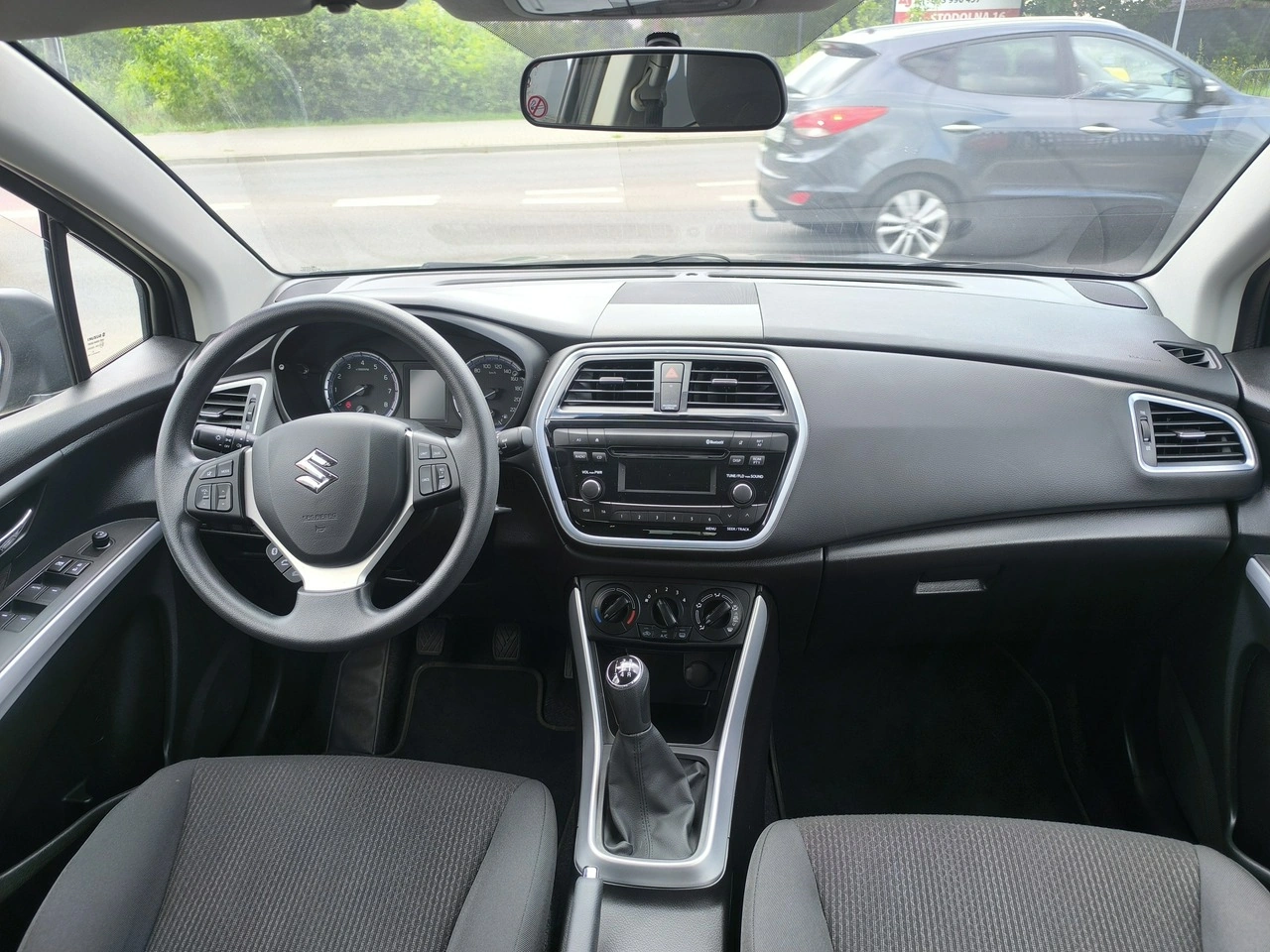Suzuki SX4 S-Cross - Zdjęcie 17