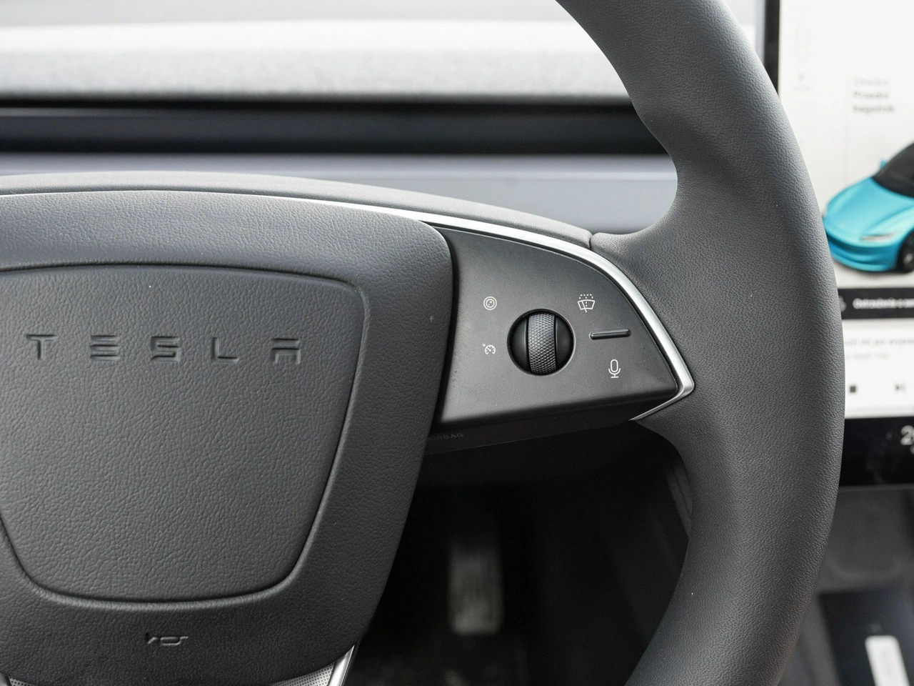 Tesla Model 3 - Zdjęcie 11