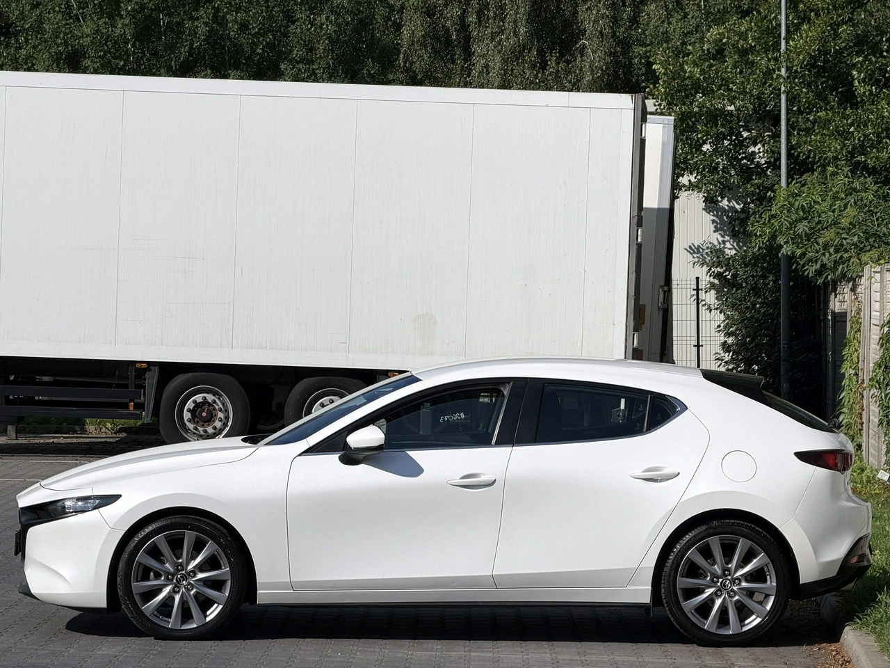 Mazda 3 - Zdjęcie 21