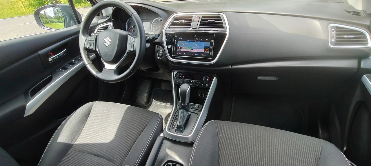 Suzuki SX4 S-Cross - Zdjęcie 8